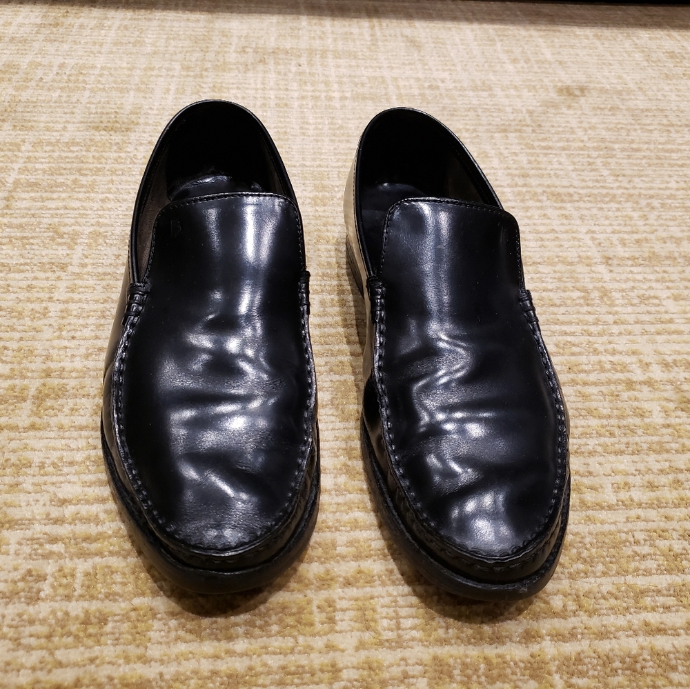 Tod's Classic Black Leather Men's Loafers,size 9.5, in excellent condition